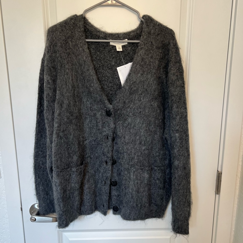 NWT Treasure & Bond Gray Cardigan Sweater V-Neck Long Sleeve